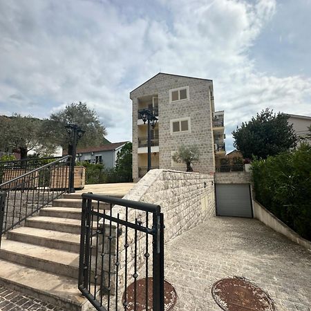Apartman Tara Tivat Exterior photo